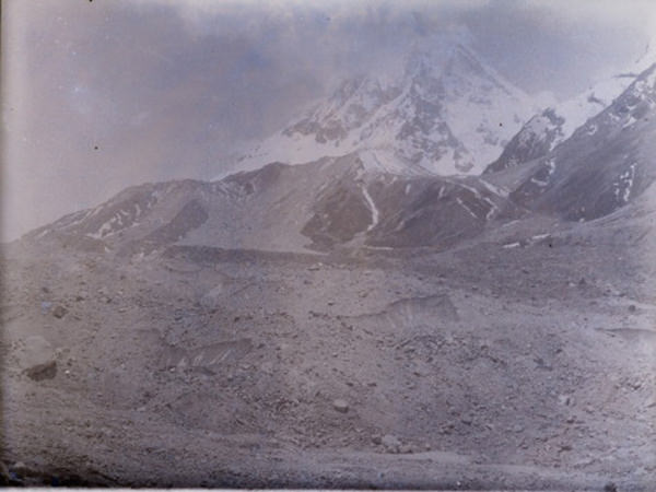 Gangotri Glacier looking south from the Gan Much 
